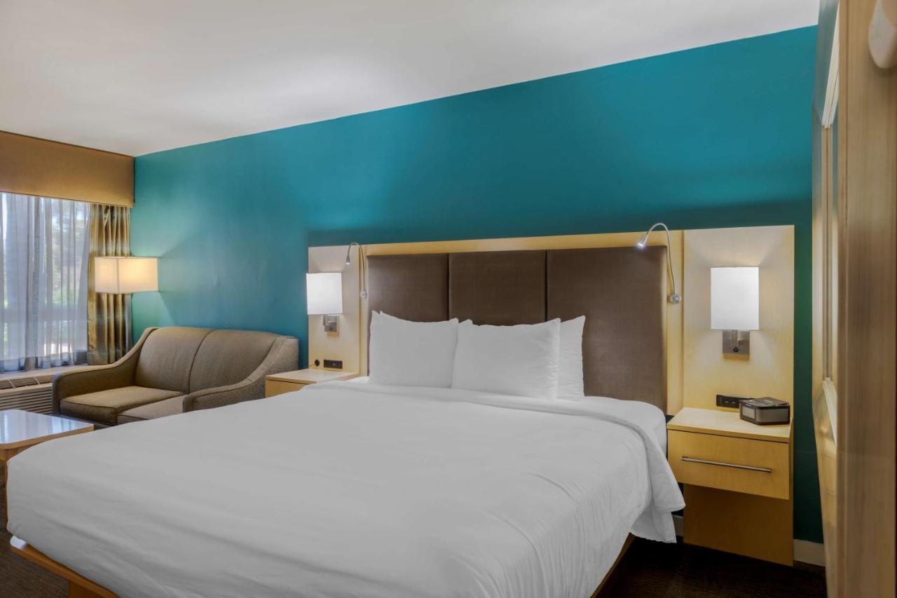 Best Western Plus South Coast Inn Голета Экстерьер фото