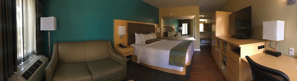 Best Western Plus South Coast Inn Голета Номер фото